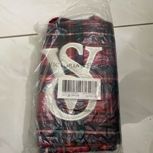 brand new vs handbag